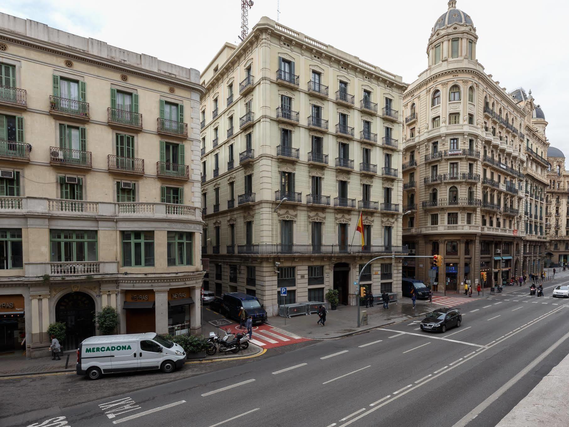 Ainb B&B Born-Via Laietana Barcelona Buitenkant foto